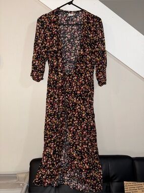 Oysho floral print wrap dress size medium